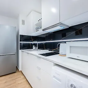 Mgr W Samym Centrum Warszawy By Metro Rondo Onz - Super Bed Year23 Apartament